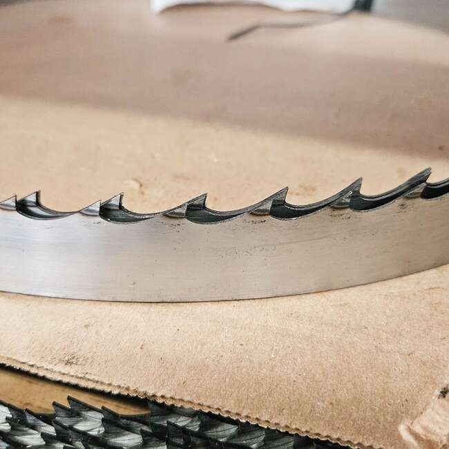 The right wood sawmill blades from Industrial Bandsaw Services in Mississauga, Ontario.